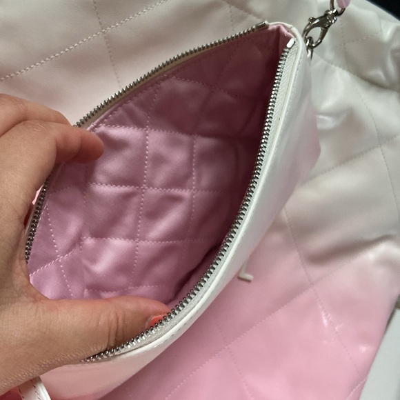 Chanel 22 bag in Ombré. Small - Picture 6 of 10